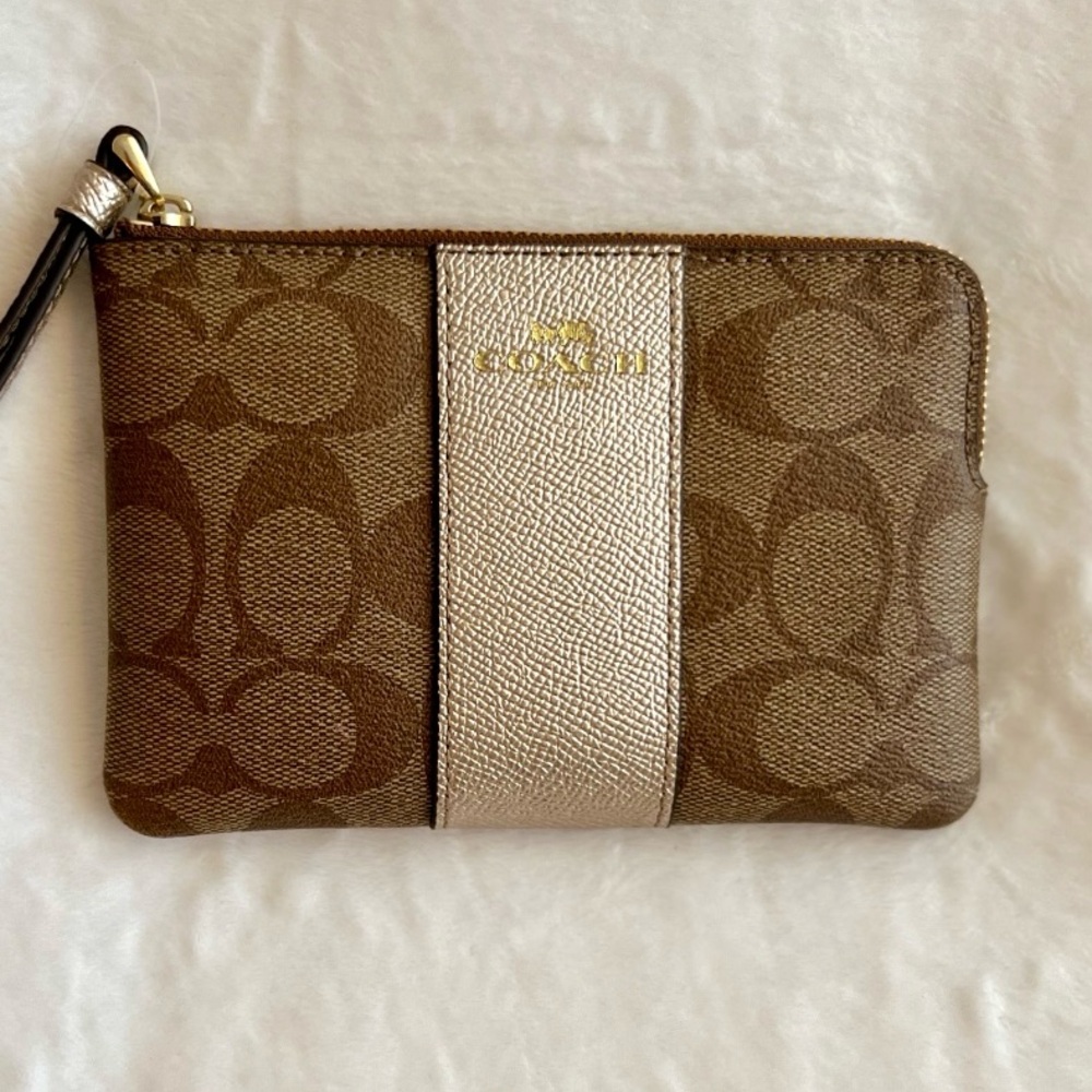 NWOT Coach Logo Wristlet with Gold Center Panel - BRAND NEW (Lost Tag)
